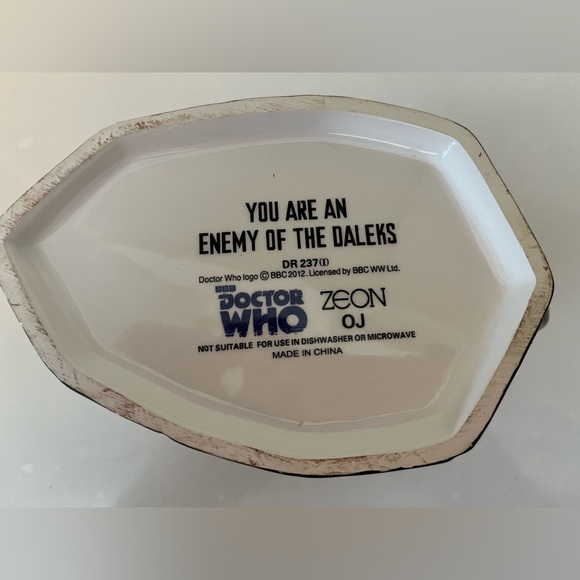 Doctor Who Dalek 3D Mug - Picture 6 of 7